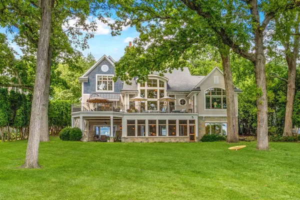 N30W28853 Lakeside DRIVE, Pewaukee, WI 53072