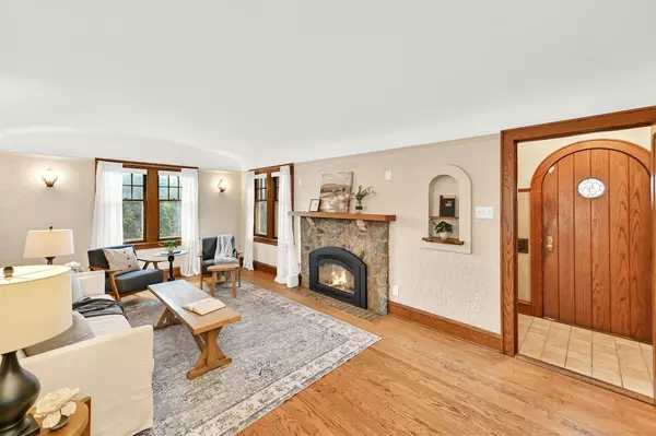 Wauwatosa, WI 53210,2722 Lefeber AVENUE