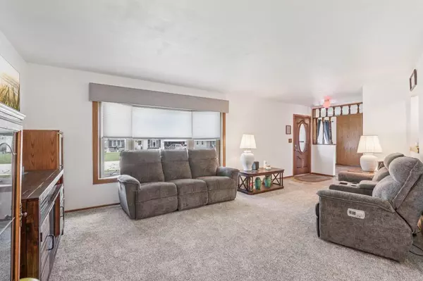 Greenfield, WI 53221,6179 S 39th STREET