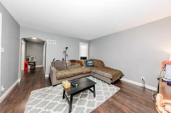 West Allis, WI 53219,2445 S 62nd STREET #2447
