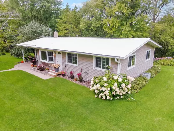 E6924 Nyhus ROAD,  Westby,  WI 54667