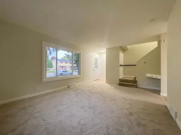 West Bend, WI 53090,1220 N 10th AVENUE