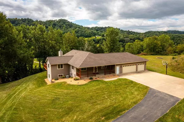 W5540 Olson ROAD, Holmen, WI 54636