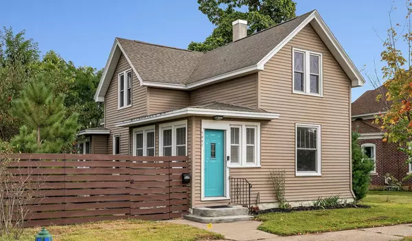 La Crosse, WI 54601,1447 Green Bay STREET