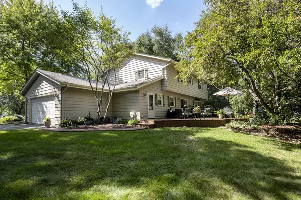 Brookfield, WI 53045,21330 Hollycrest COURT
