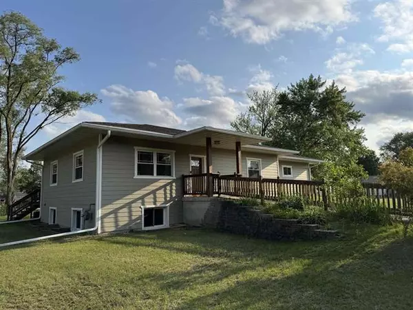 315 E Dr B Reynolds STREET, Lone Rock, WI 53556