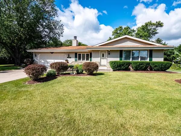 W147N7685 Northpoint DRIVE, Menomonee Falls, WI 53051