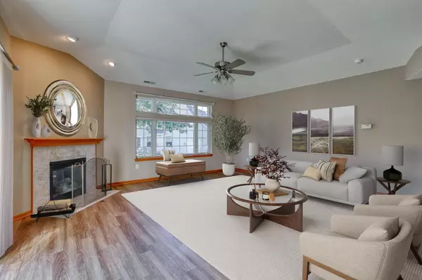 Greenfield, WI 53221,5271 S Acorn LANE