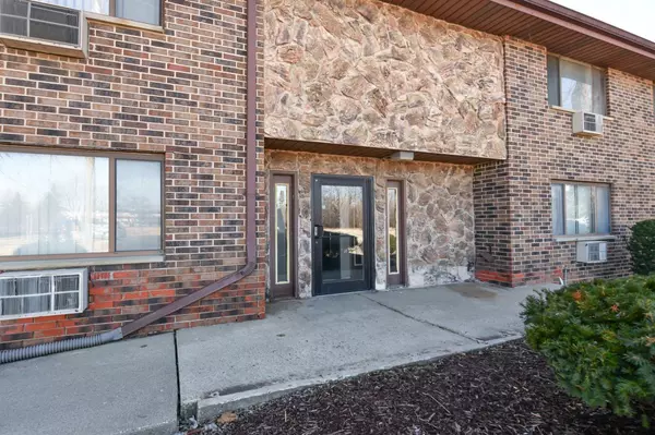 Milwaukee, WI 53224,11513 W Brown Deer ROAD