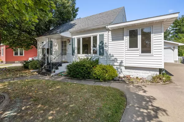 1421 Hyde AVENUE, La Crosse, WI 54601