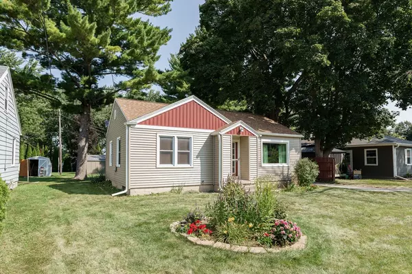 Watertown, WI 53094,918 Clark STREET