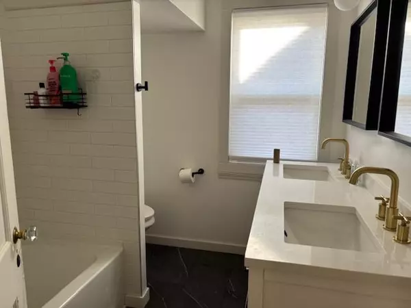 Sheboygan, WI 53083,2118 Cooper AVENUE