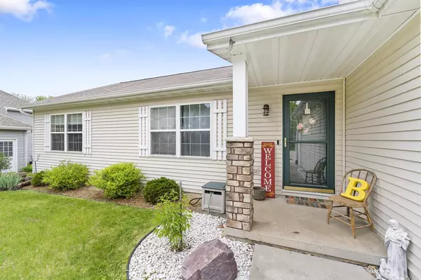 Prairie Du Sac, WI 53578,900 Hanksfield Pl