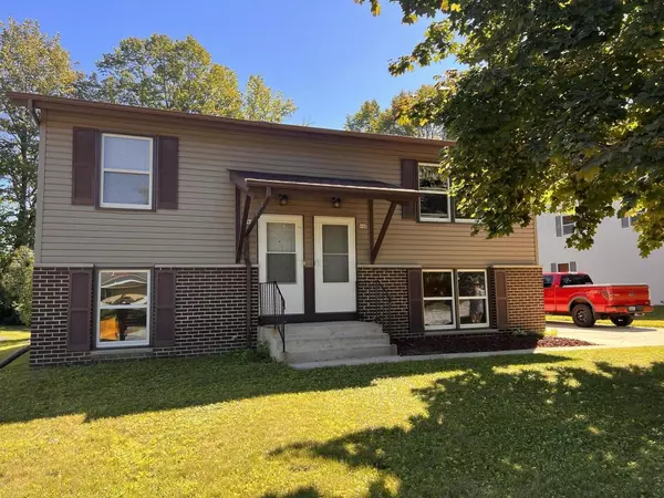 640 S Colonial PARKWAY #642, Saukville, WI 53080