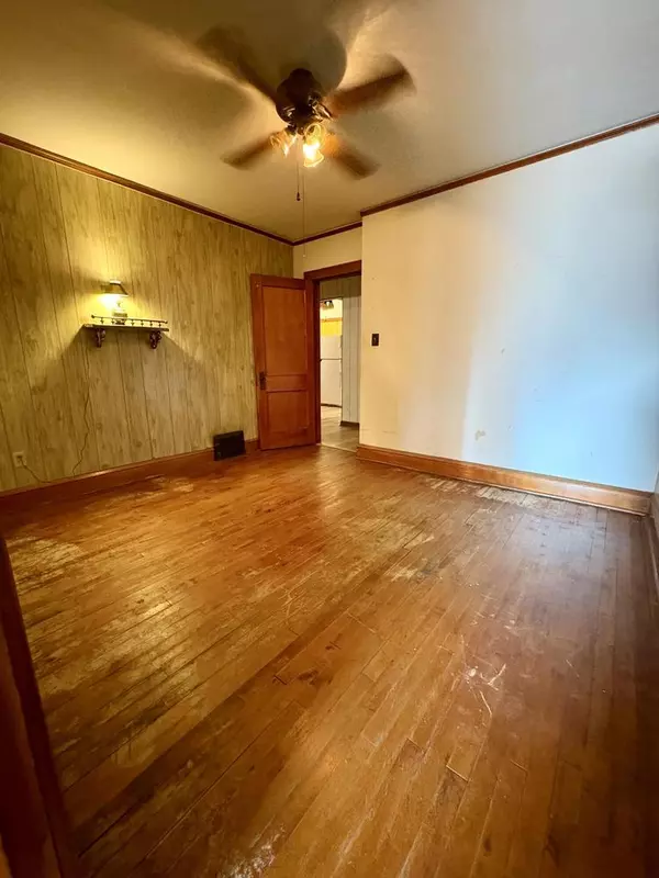 Milwaukee, WI 53206,3865 N 24th STREET