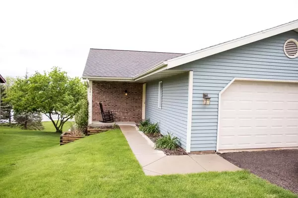 Baraboo, WI 53913,886 Iroquois Cir