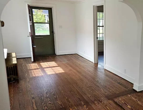 Racine, WI 53405,1317 Hayes AVENUE