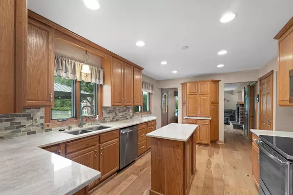 New Berlin, WI 53151,3333 S Magdalena DRIVE