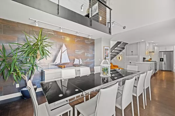 Sheboygan, WI 53081,2533 Lakeshore DRIVE