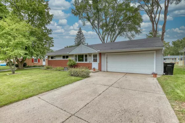 Brown Deer, WI 53223,5734 W Range AVENUE