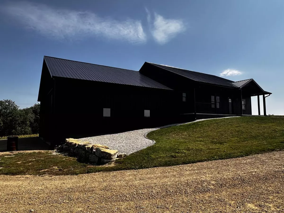 Westby, WI 54667,E4984 Role COURT