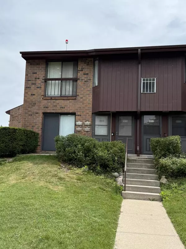 9017 N Park Plaza COURT, Brown Deer, WI 53223