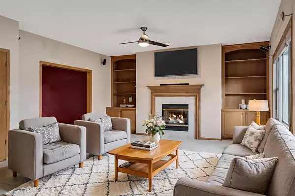 Holmen, WI 54636,1002 Saddlewood STREET