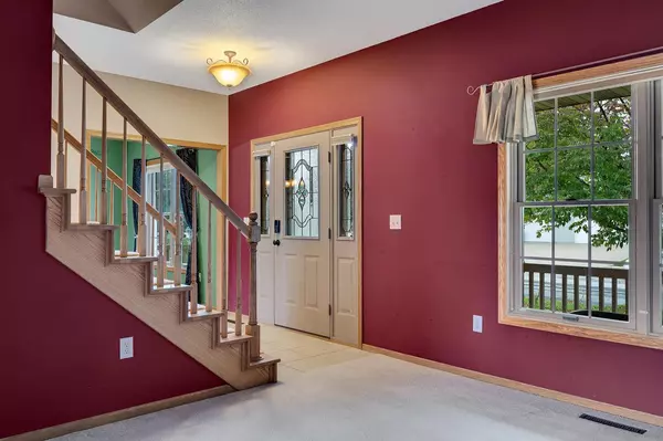 Holmen, WI 54636,1002 Saddlewood STREET