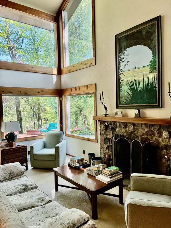 Port Washington, WI 53074,4992 Lake Bluff ROAD