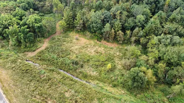 Coon Valley, WI 54623,000 BETZ ROAD