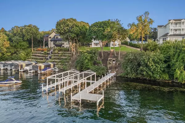 Lake Geneva, WI 53147,N2017 S Lakeshore DRIVE