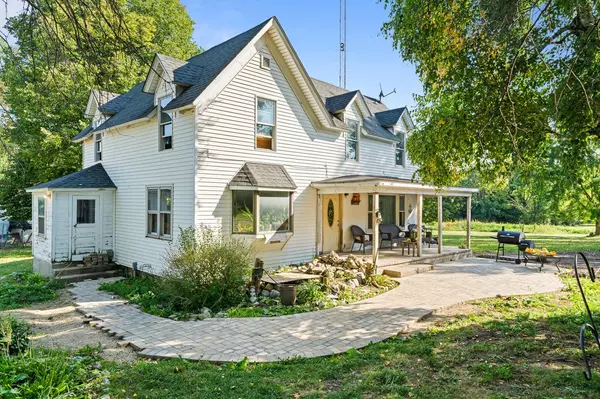 W5920 Willow Bend ROAD, Walworth, WI 53184