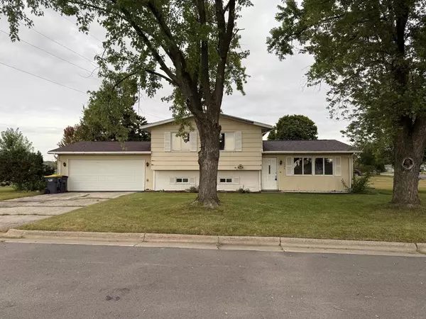 Holmen, WI 54636,1736 Viking AVENUE