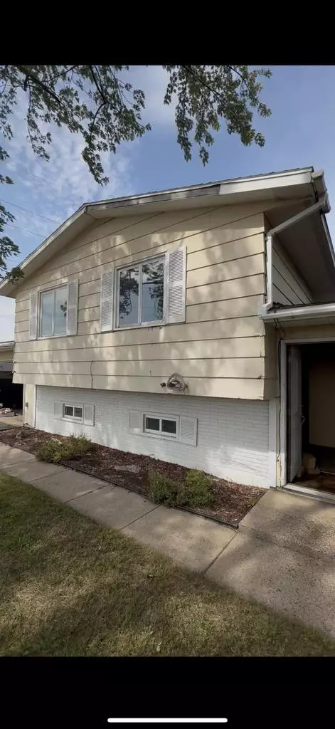 Holmen, WI 54636,1736 Viking AVENUE