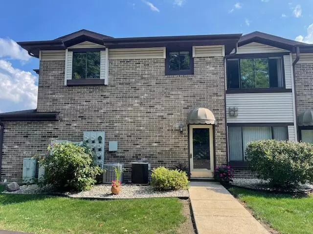 Mount Pleasant, WI 53406,3208 Wood ROAD #10