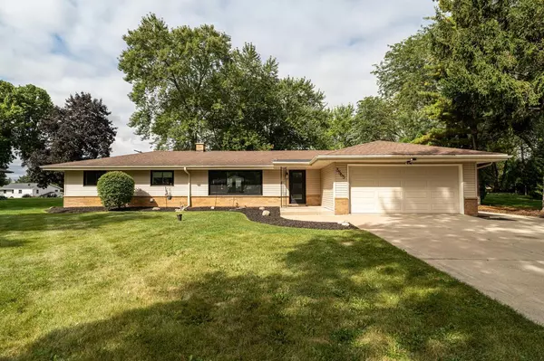 3565 Sunny Crest DRIVE, Brookfield, WI 53005