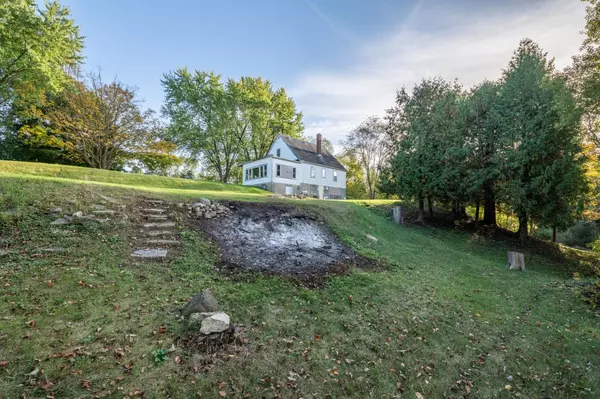 West Bend, WI 53095,380 E WI 33 HIGHWAY