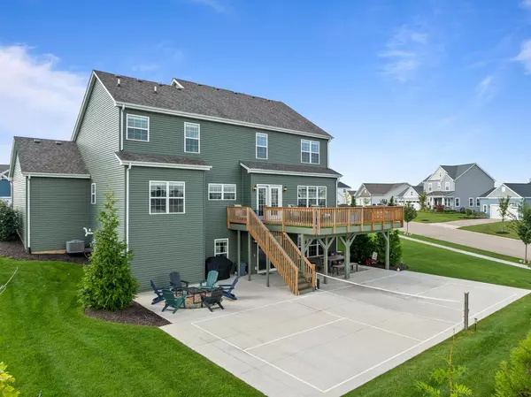 Lake Geneva, WI 53147,565 N Boulder Ridge DRIVE