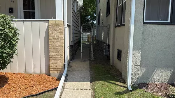 Racine, WI 53405,1617 Quincy AVENUE