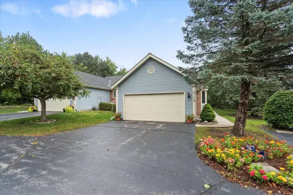 Waukesha, WI 53188,2712 Madison STREET