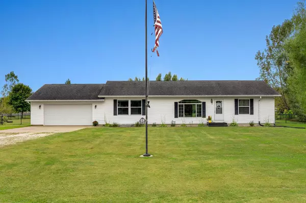 W21085 Deer Run LANE, Galesville, WI 54630