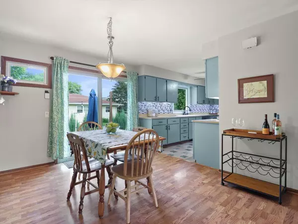 Waunakee, WI 53597,211 Kingston Way