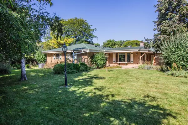 Oak Creek, WI 53154,2045 W Cedar STREET