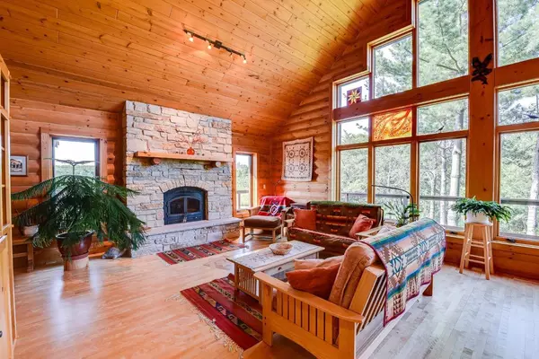 Dodgeville, WI 53533,3302 Bethlehem Rd