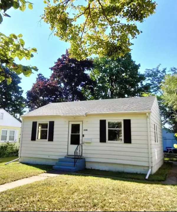 2152 Johnson STREET, La Crosse, WI 54601