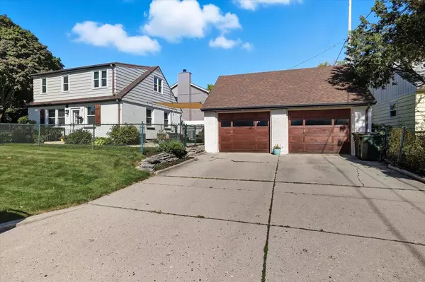 Milwaukee, WI 53226,302 N 111th STREET