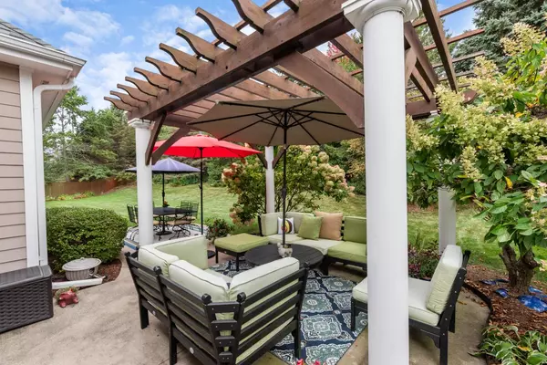 Grafton, WI 53024,1311 Dove LANE