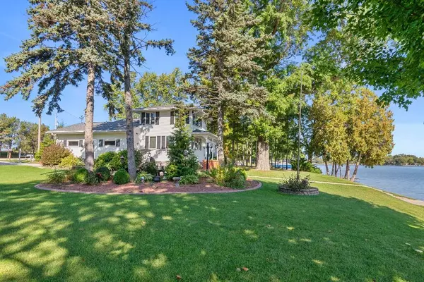 W1005 Southwest Circle DRIVE, Saint Cloud, WI 53079