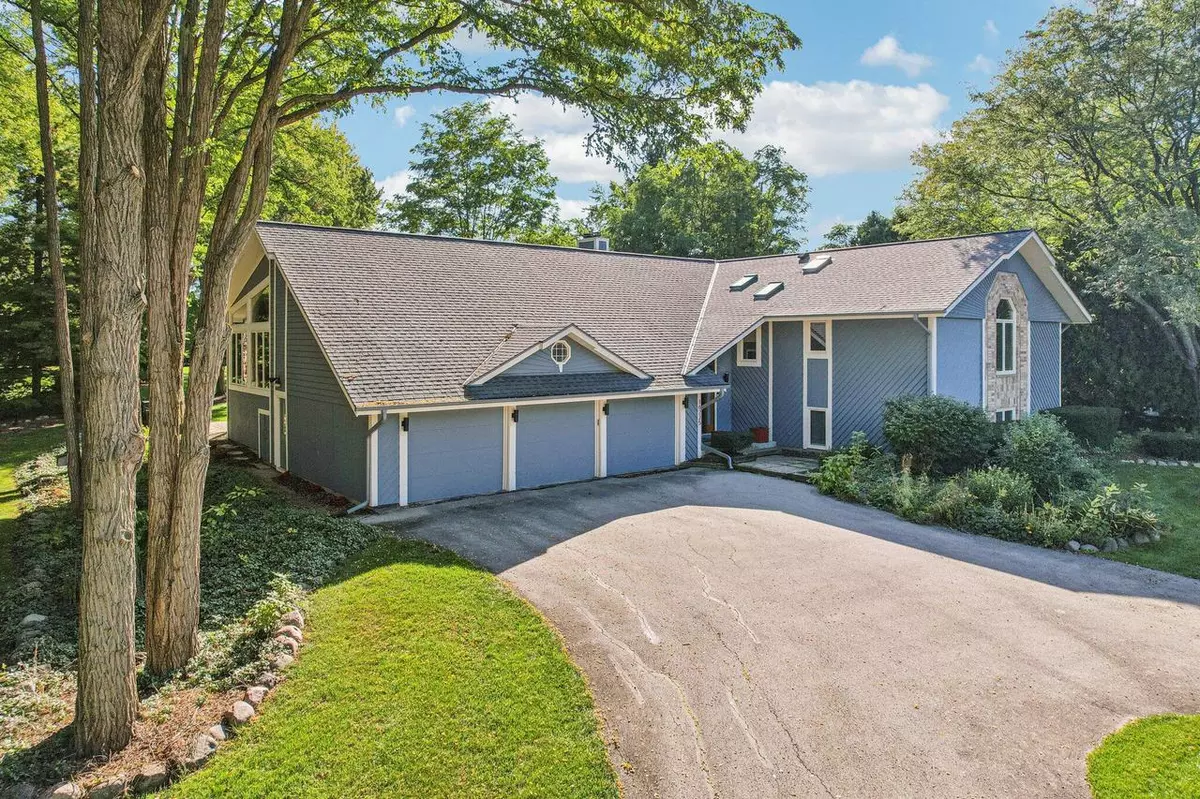 Brookfield, WI 53005,16225 Elderlawn PARKWAY