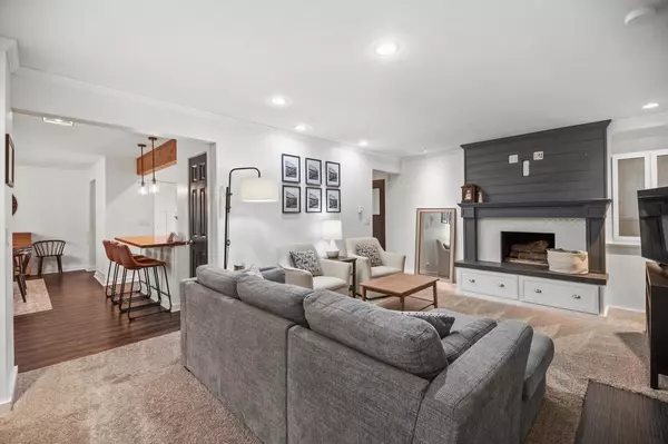 New Berlin, WI 53151,16835 W Roosevelt AVENUE